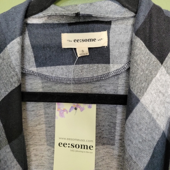 Cardigan - Picture 3 of 4